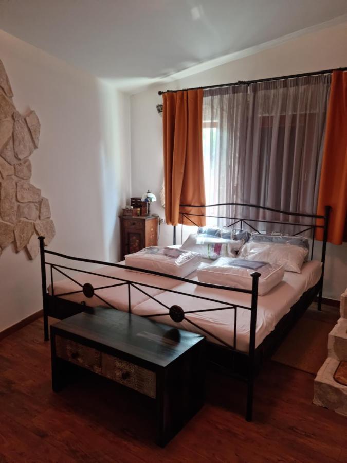 Villa Rossi Brzac Luaran gambar